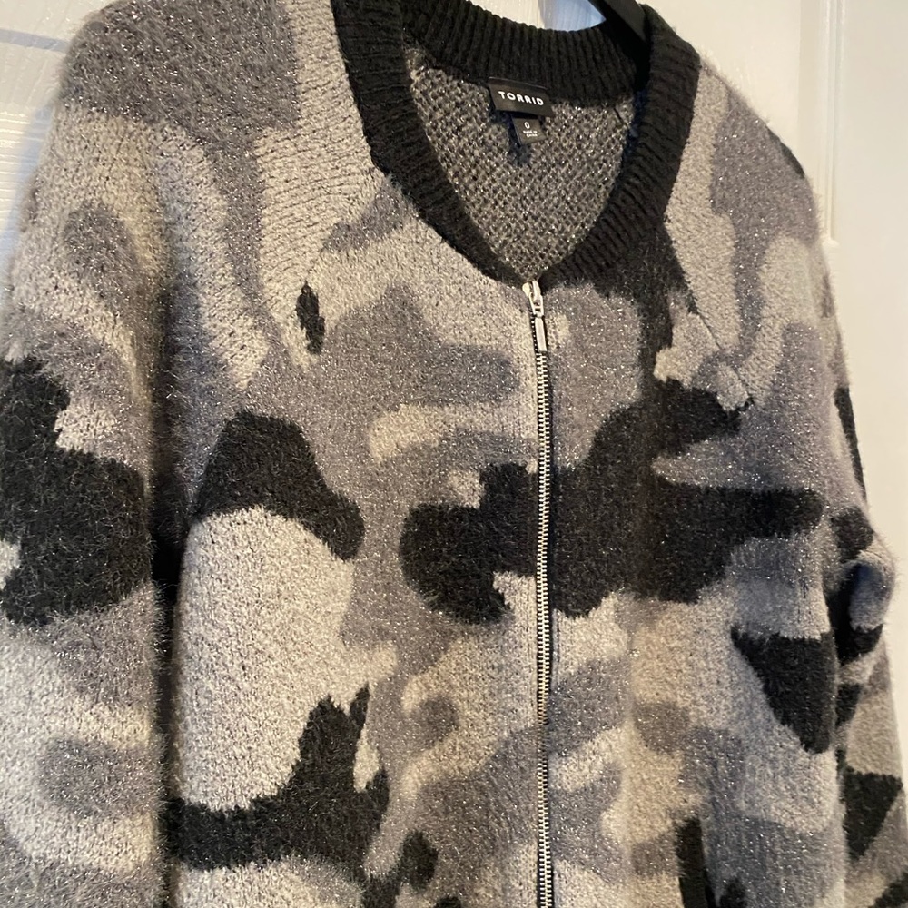 TORRID - Camo print sweater